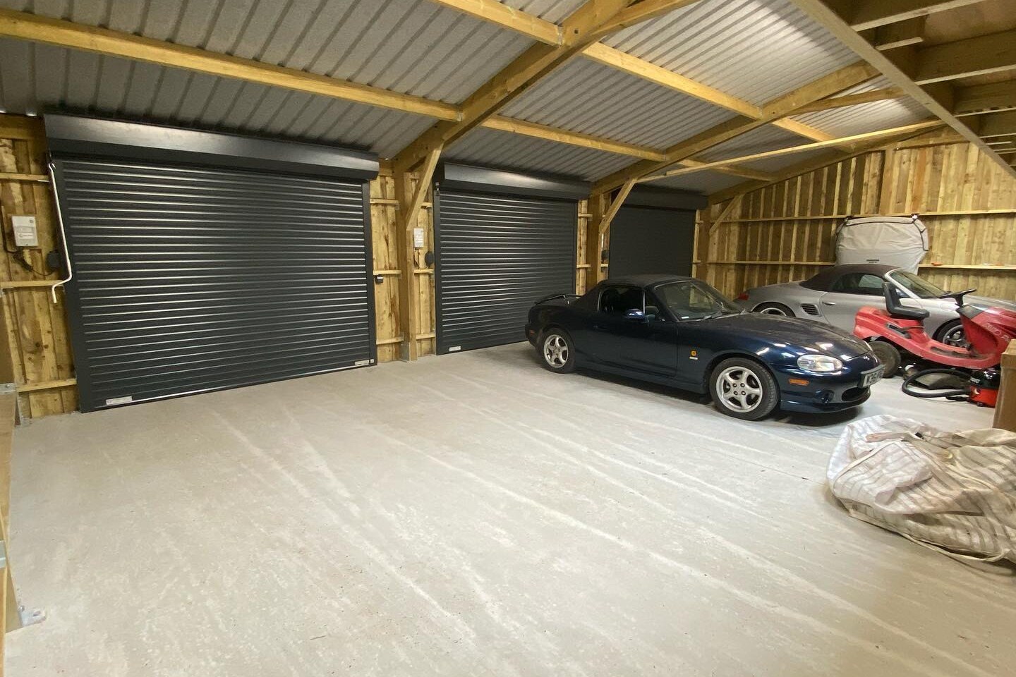 Internal 3 bay garage